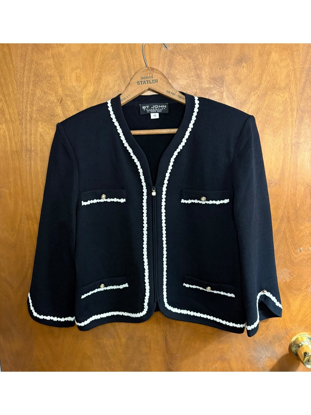 St. John Vintage Black Knit Blazer Lady Jacket White Embroidered 12 Y2K Office